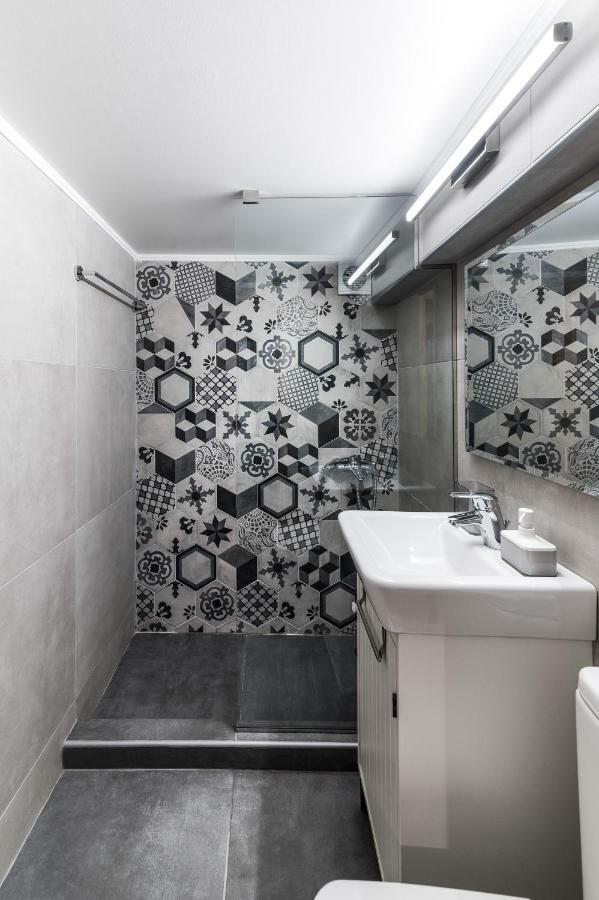Mavrogenous Luxury Apartments Нафплион Екстериор снимка